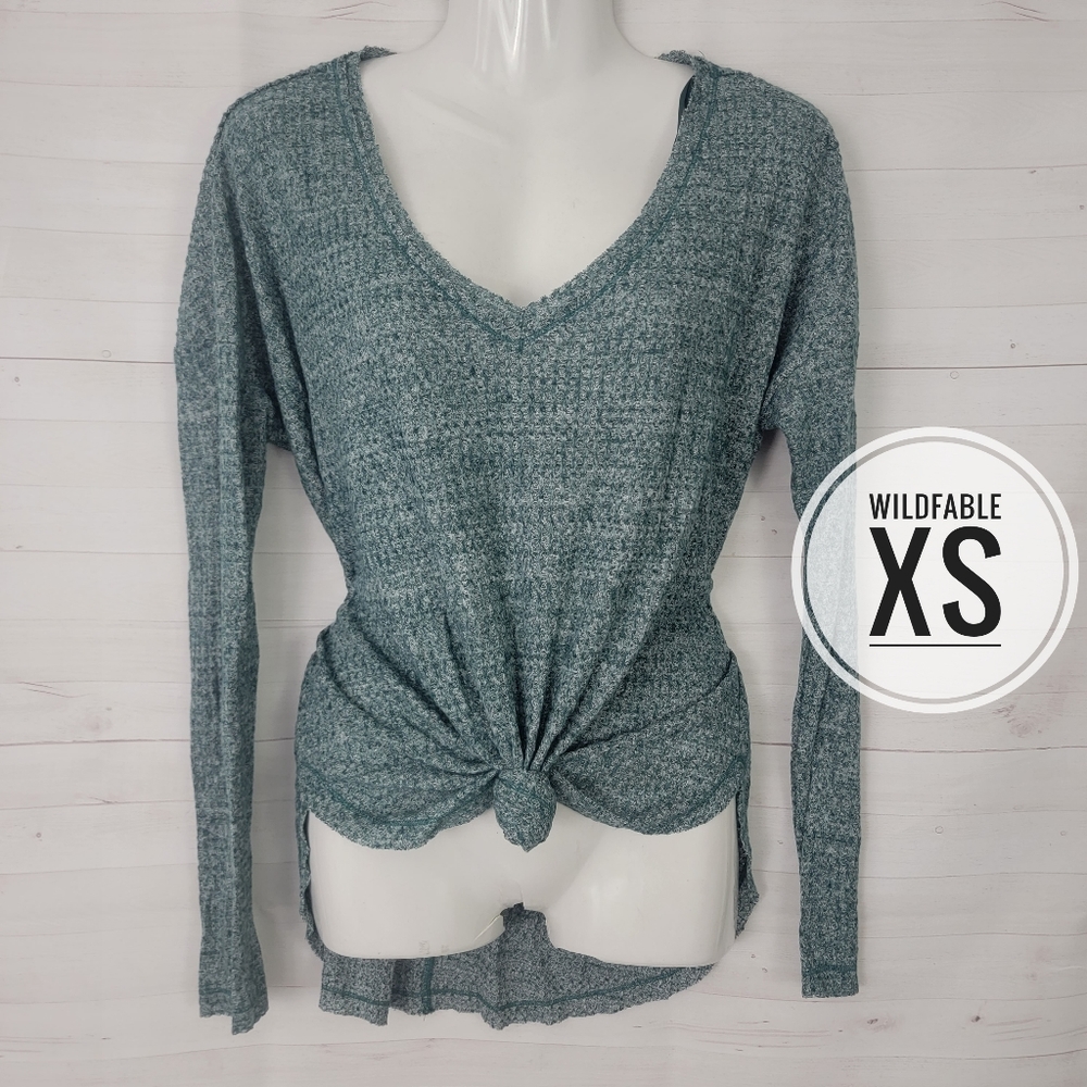 NWT XS Wild Fable Green Knot Top